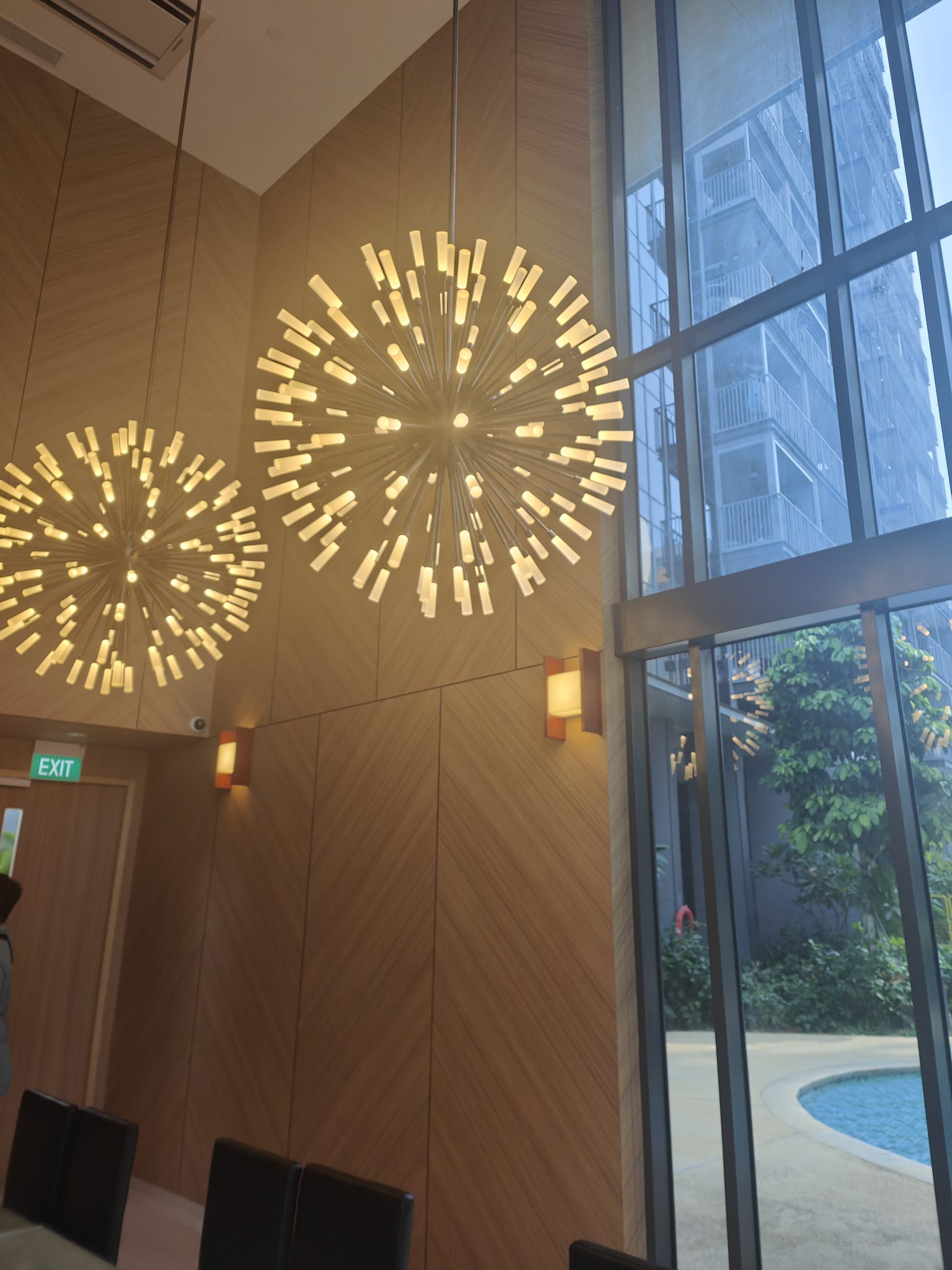 Light fixture
